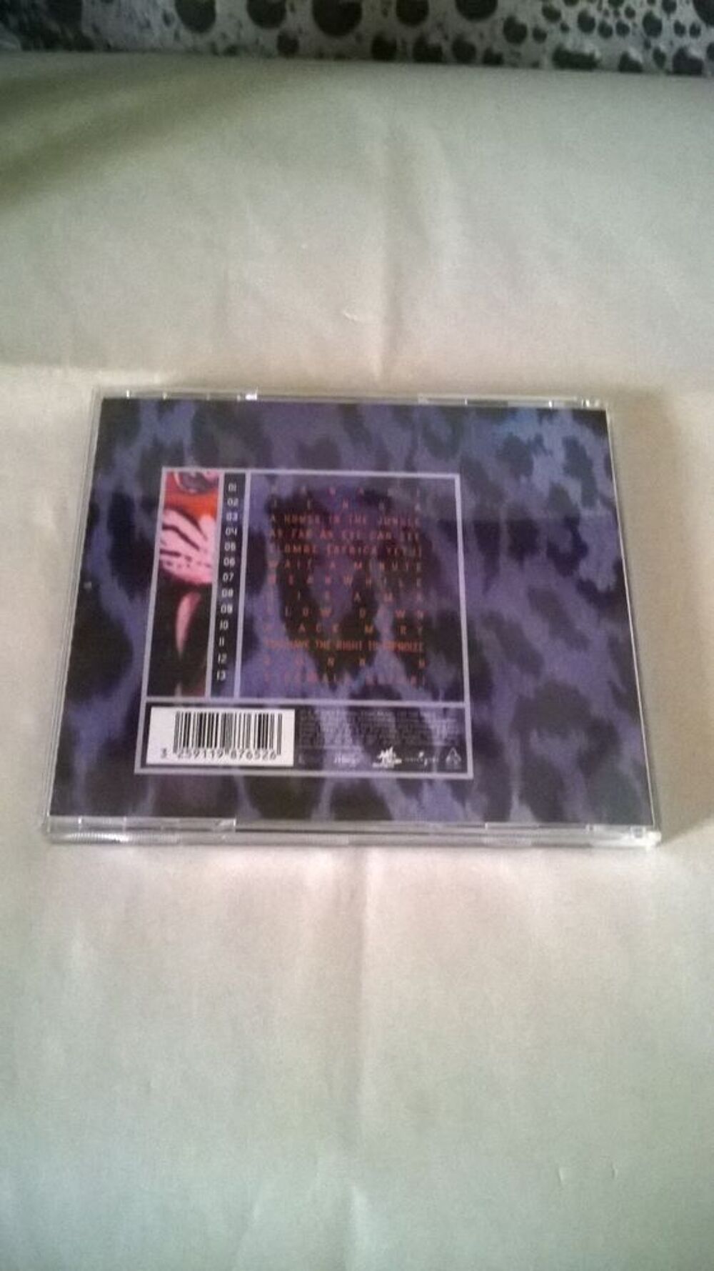 CD Sidewalk 
Safari
2003
Excellent etat
Habari
Jenga
A H CD et vinyles