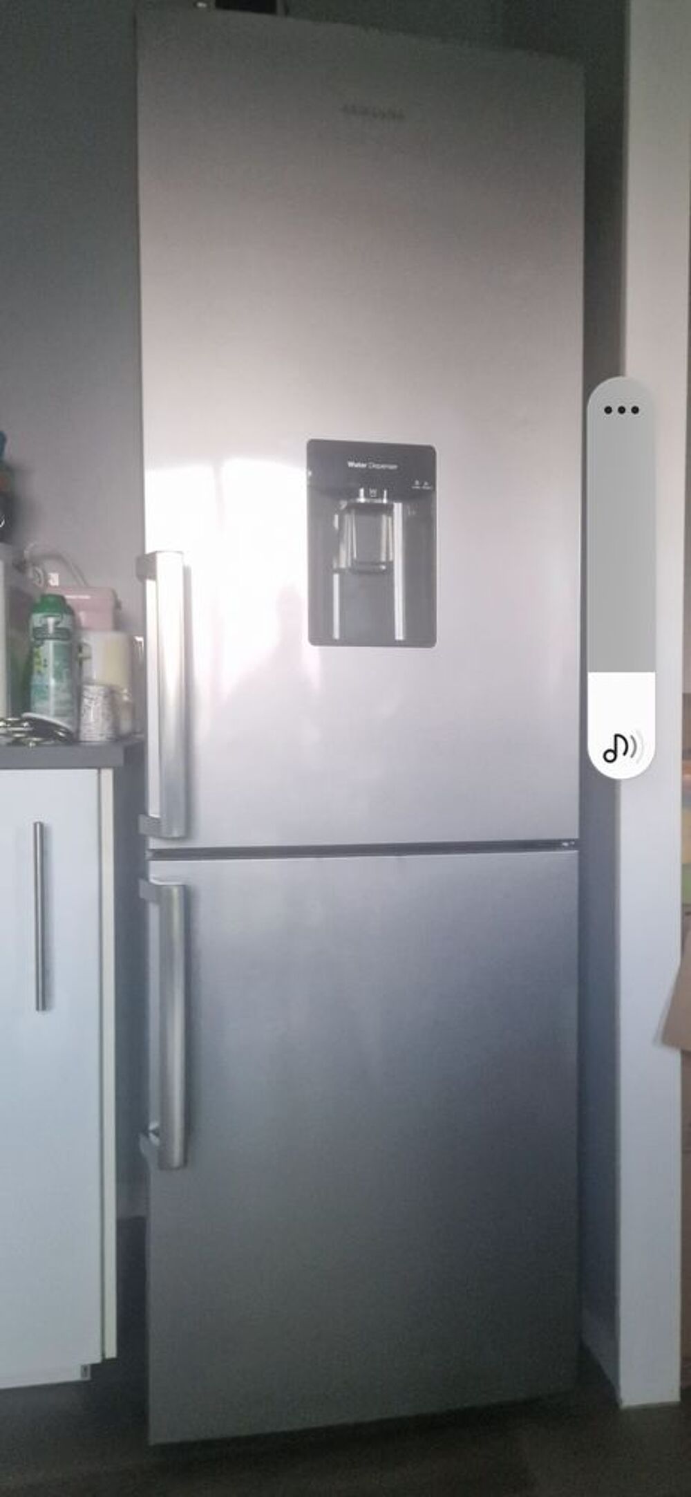 Combin&eacute; cong&eacute;lateur frigo samsung 321 litres froid ventil&eacute; Electroménager