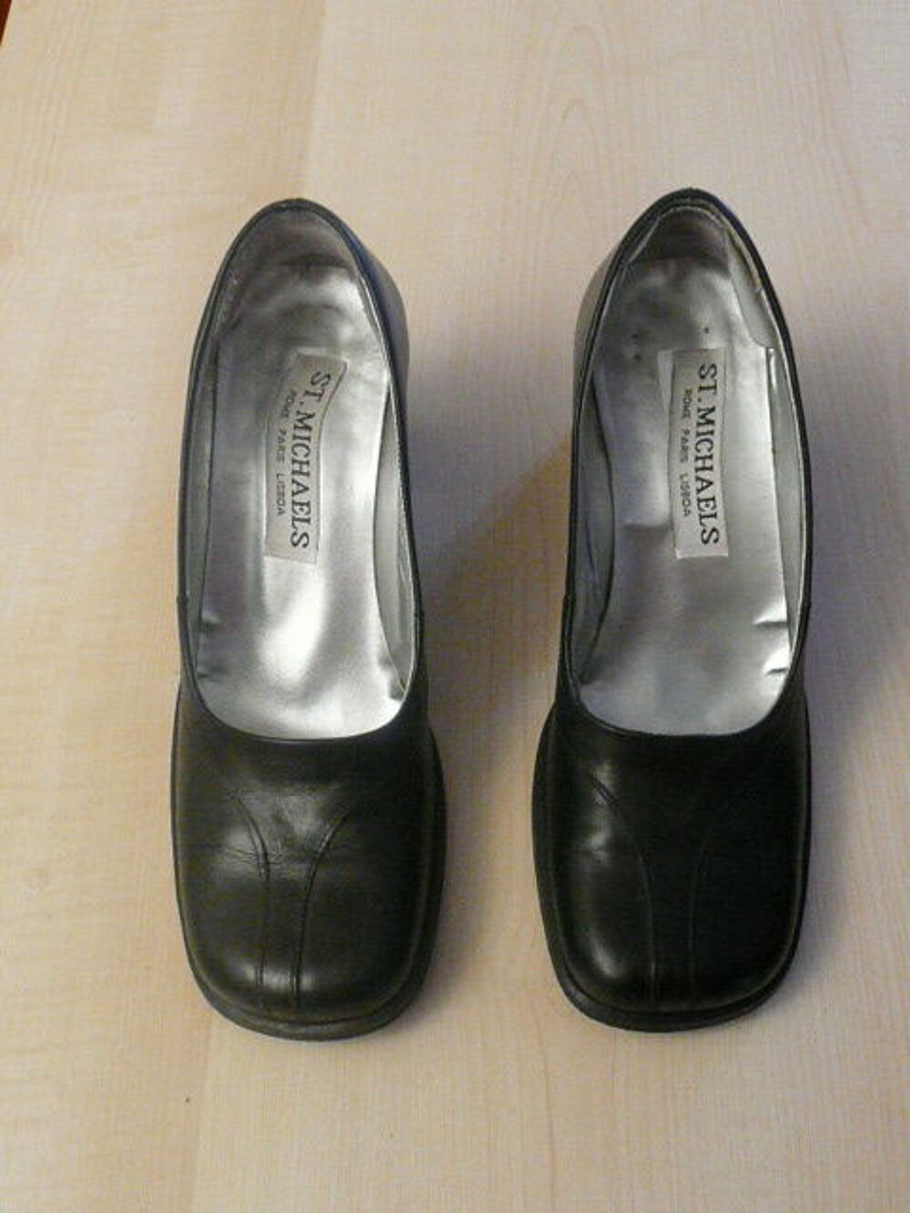 ESCARPINS ST MICHAELS NOIRS P36 Chaussures