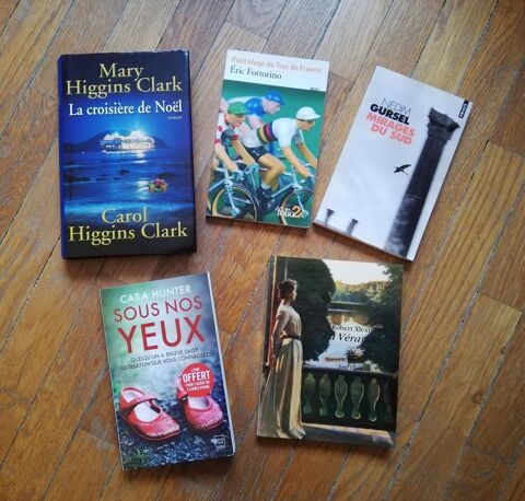 Lot de 4 livres + 1 livre offert. 16 Asni�res-sur-Seine (92)