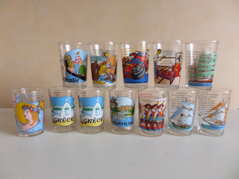Lot verres &agrave; moutarde publicitaires 