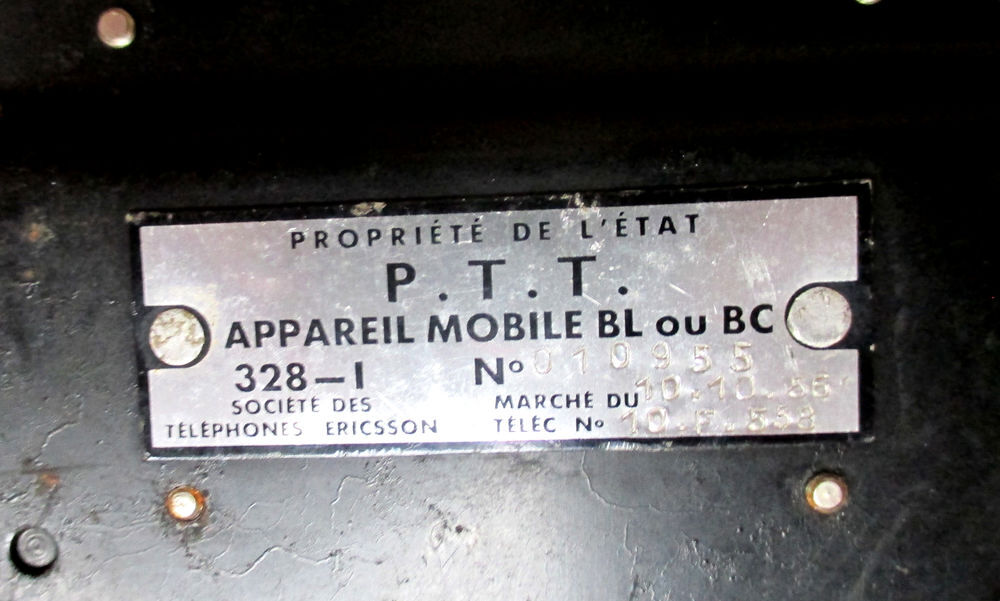 T&eacute;l&eacute;phone U43 bak&eacute;lite (trois mod&egrave;les disponibles) 