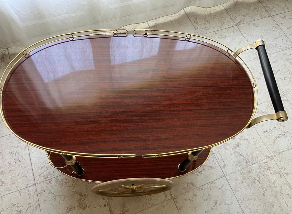 Desserte ancienne sur roulettes Meubles