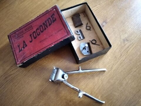 Ancienne tondeuse rasoir � main 20 Nevers (58)