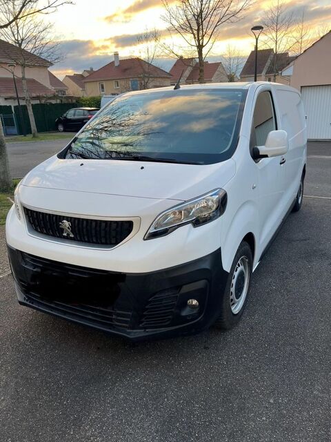 Peugeot Expert EXPERT CA LONG 2.0 BLUEHDI 120 S&S BVM6 FIXE PREMIUM 2017 occasion Savigny-le-Temple 77176