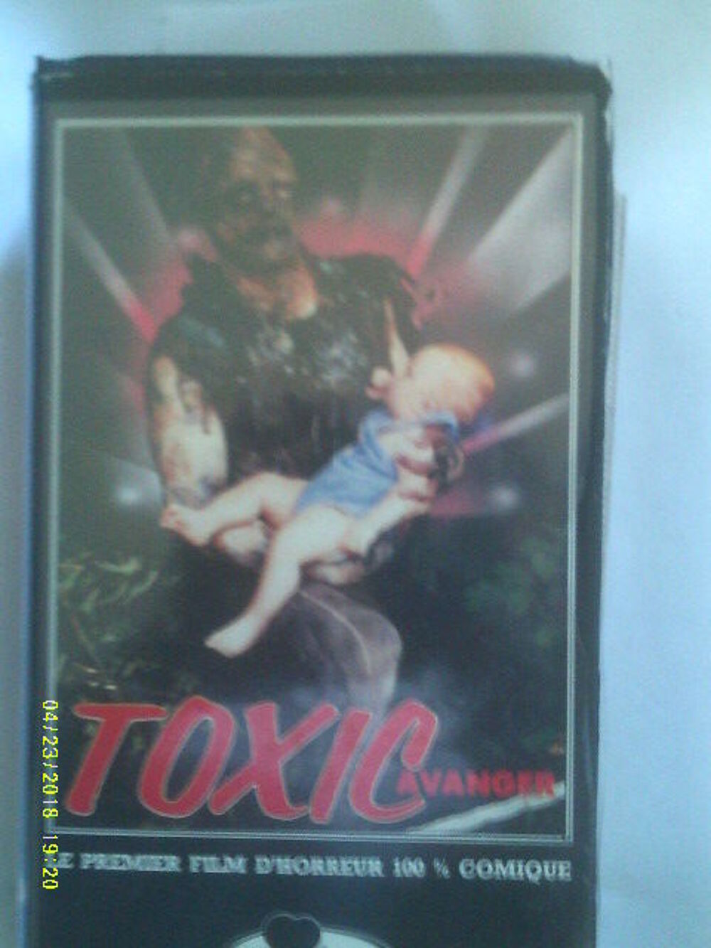 TOXIC AVENGER de Lloyd Kaufman et Michael Herz DVD et blu-ray