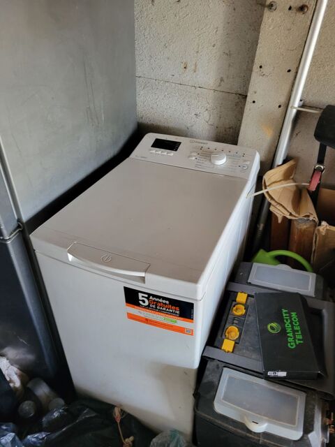 machine � laver Indesit 140 Gien (45)