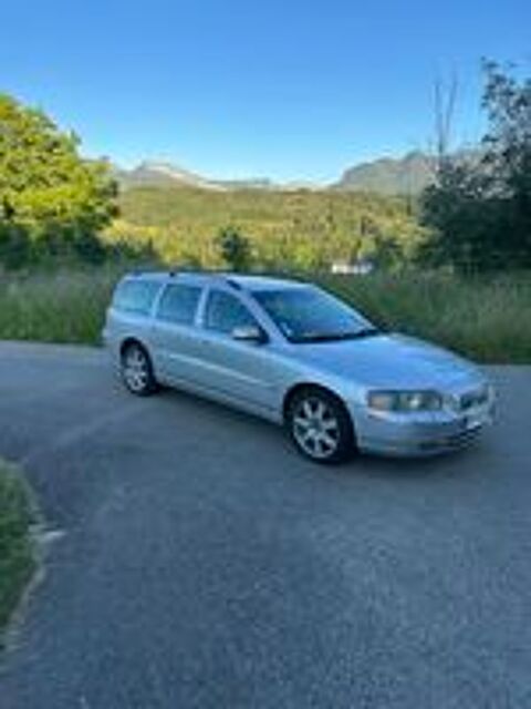 V70 D5 185 Momentum 2006 occasion 74570 Groisy