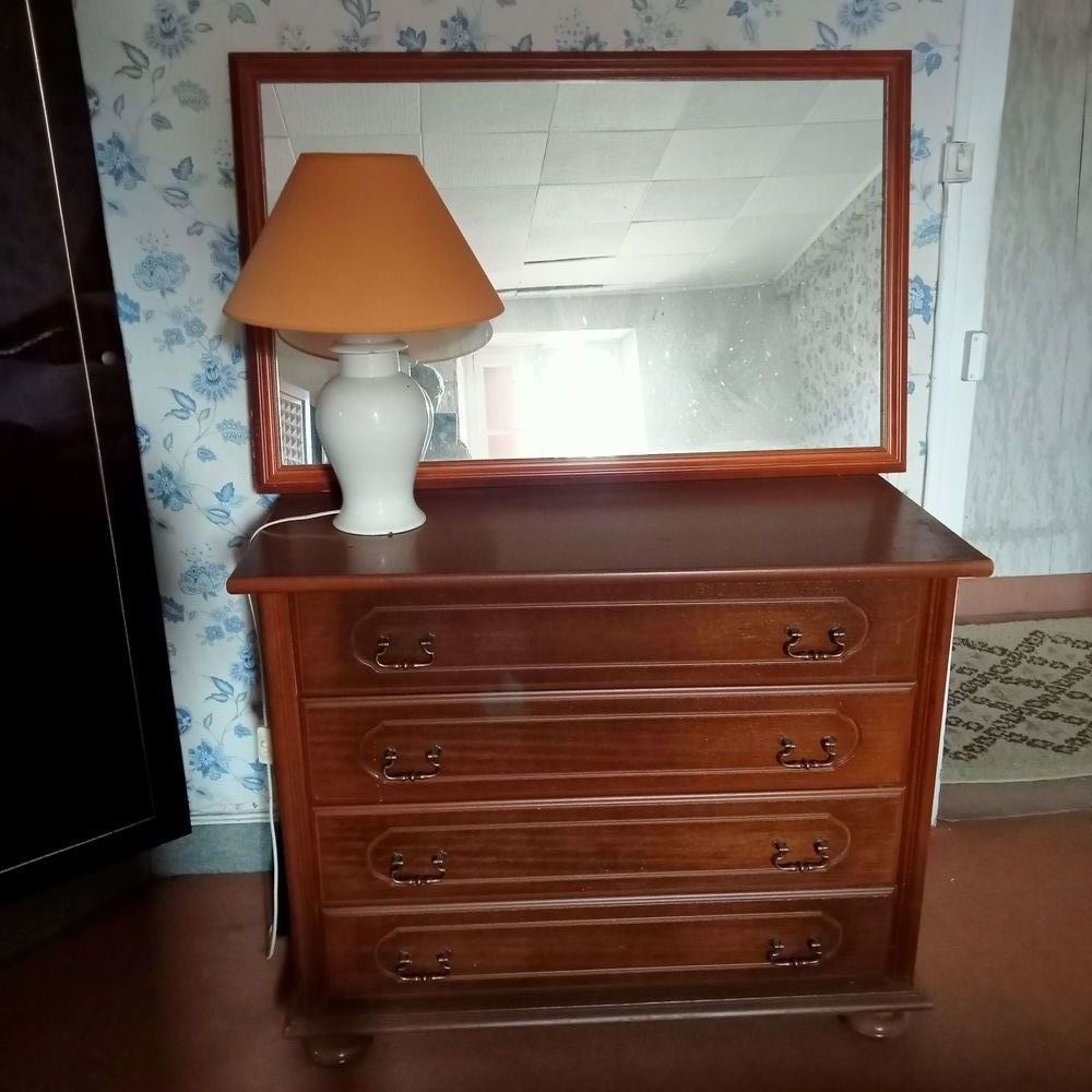 commode 4 tiroirs avec glace Meubles
