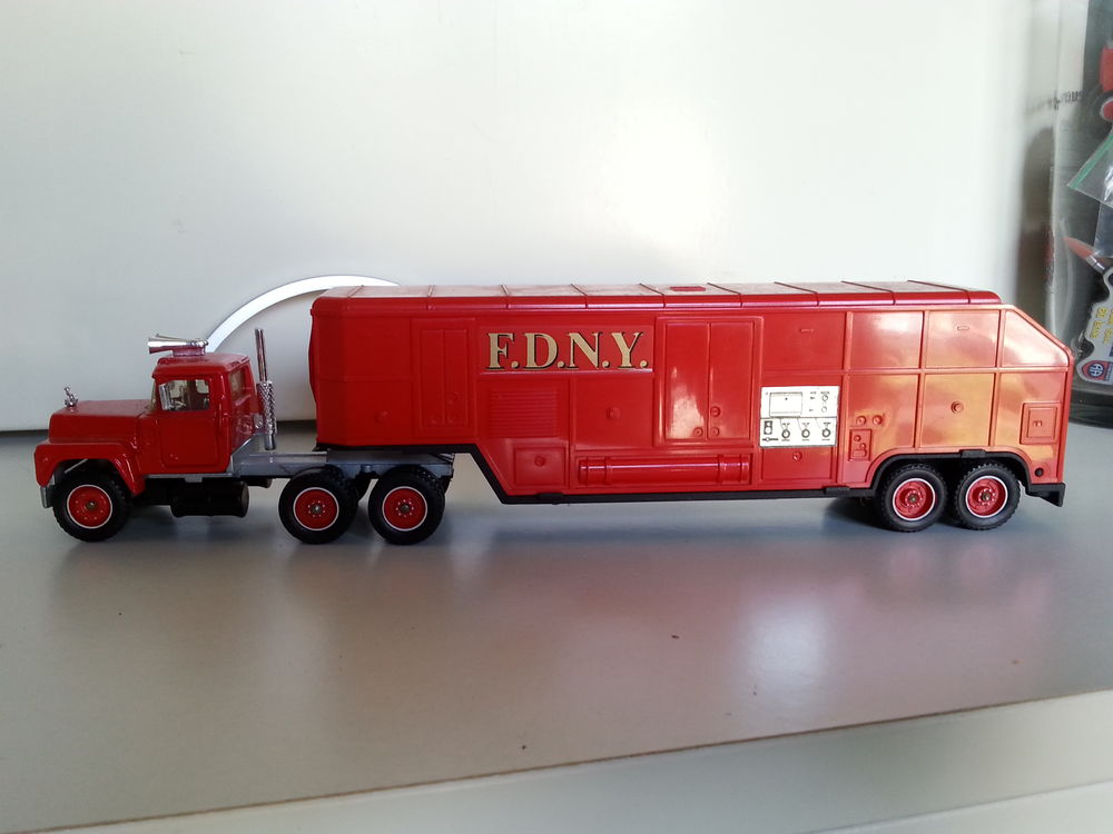 Miniature Pompier - N&deg; 591
