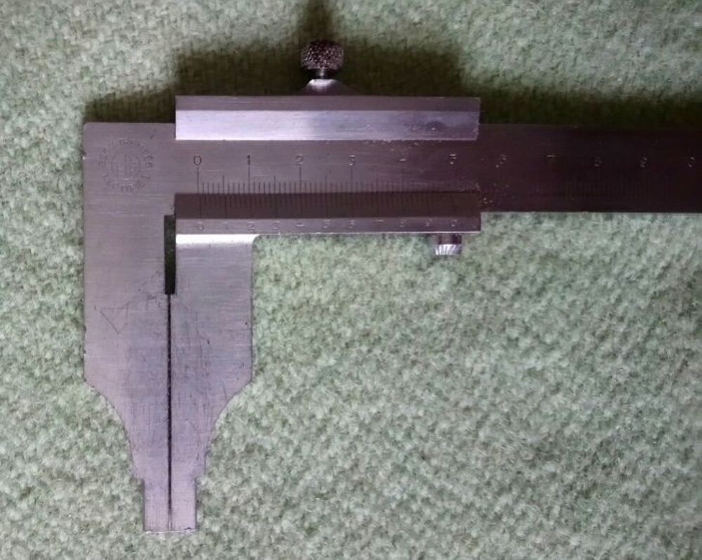 Pied &agrave; coulisse Bricolage