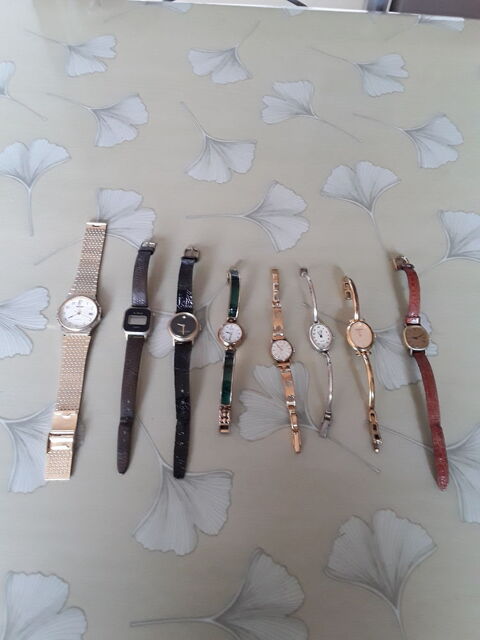 Lot de 8 montres dans l etat pour pieces 30 Faches-Thumesnil (59)