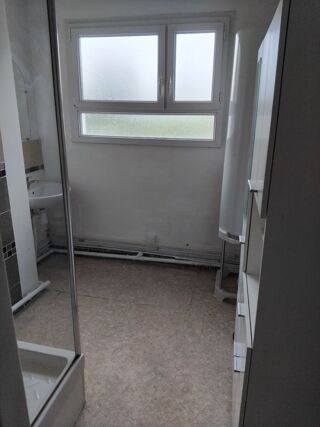  Colocation à louer 3 pièces 68 m²