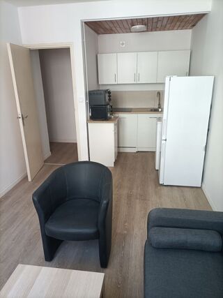  Appartement à louer 2 pièces 30 m²