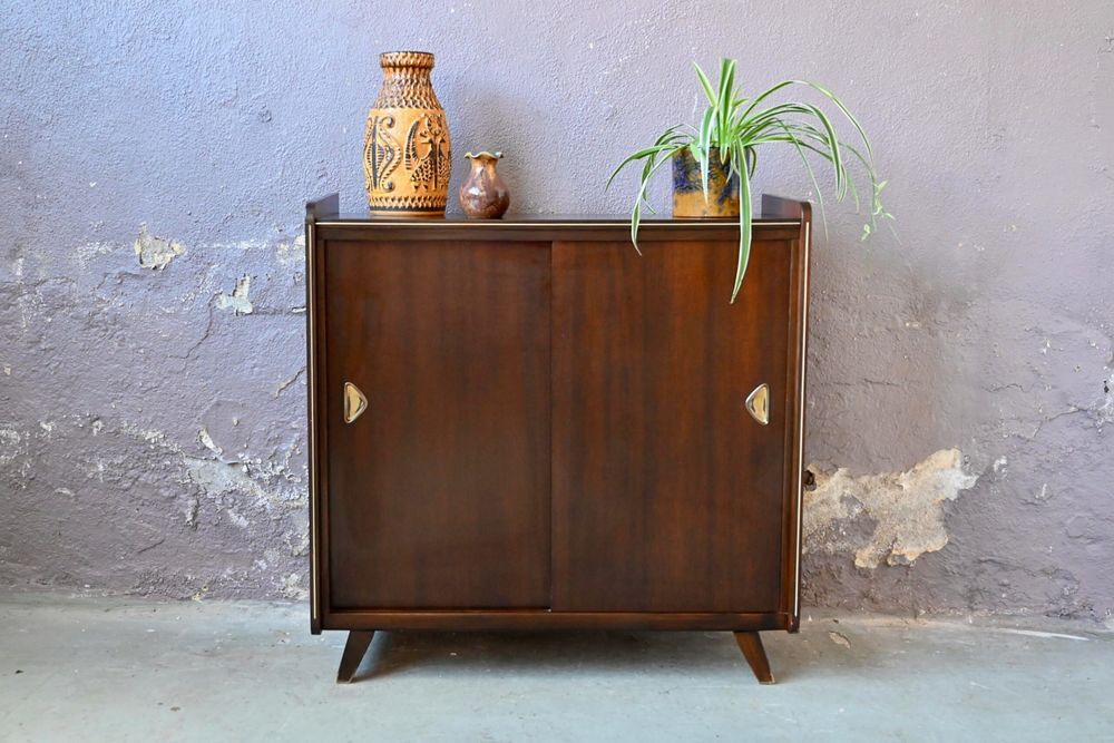 Enfilade meuble &agrave; chaussures vintage pieds compas 
Meubles
