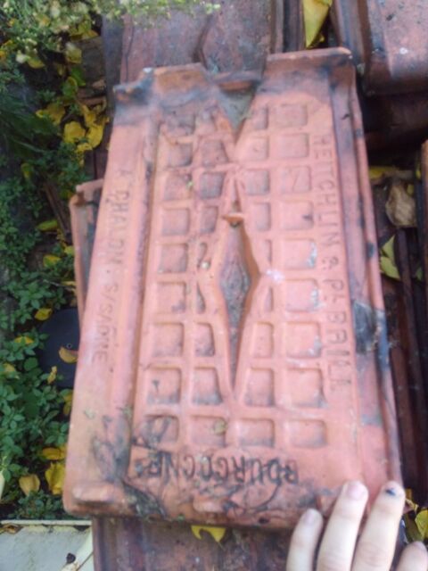 Tuiles rouges 450 Le Petit-Quevilly (76)