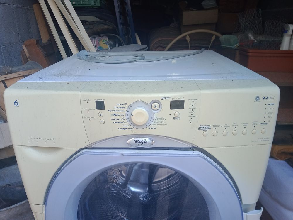 Lave linge 9kg Whirlpool Electroménager