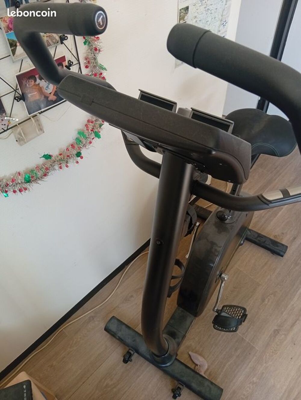V&eacute;lo de r&eacute;&eacute;ducation professionnelle. Sports
