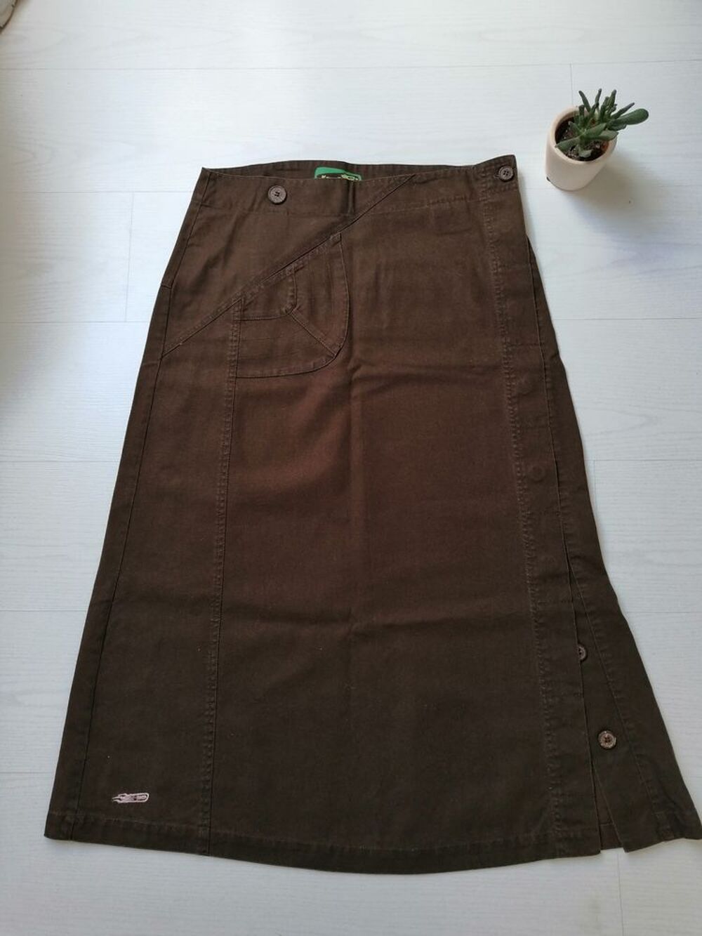 Vintage jupe trap&egrave;ze Kanabeach Vêtements