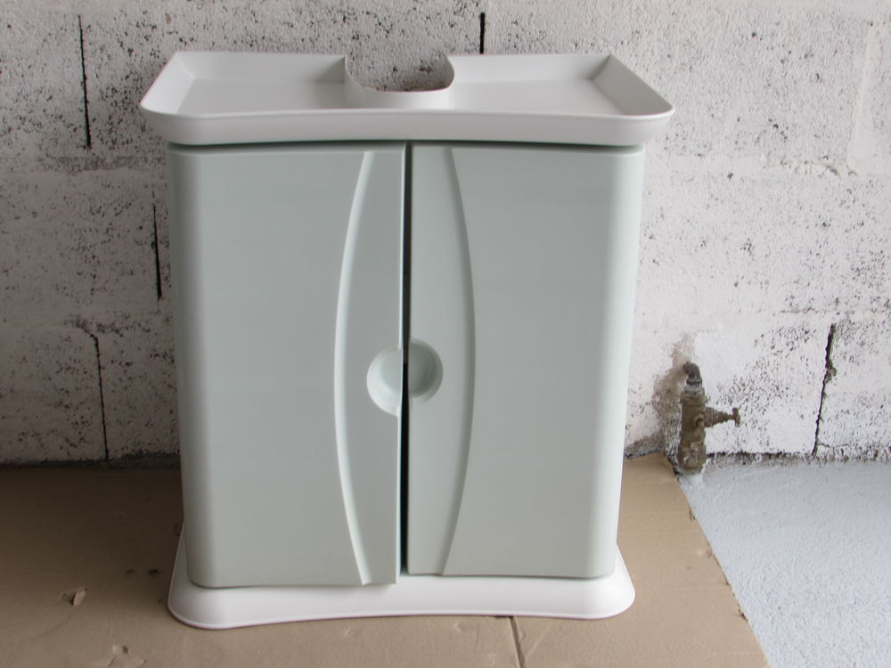 Mobilier salle de bain blanc et vert d'eau Meubles