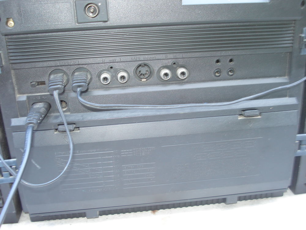 Poste Radio cassette GhettoBlaster PHILIPS D8438 Audio et hifi
