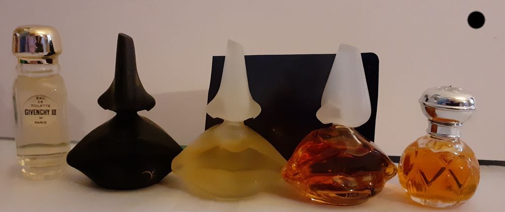 Miniatures de Parfums sans boites ann&eacute;e 1980/2000 