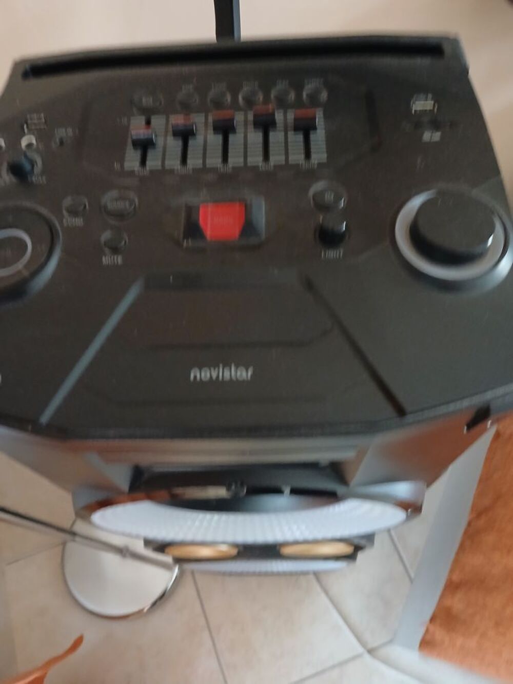 Colonne Enceinte 200 w
Audio et hifi