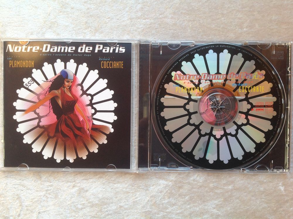 NOTRE-DAME DE PARIS COCCIANTE Envoi Possible
CD et vinyles