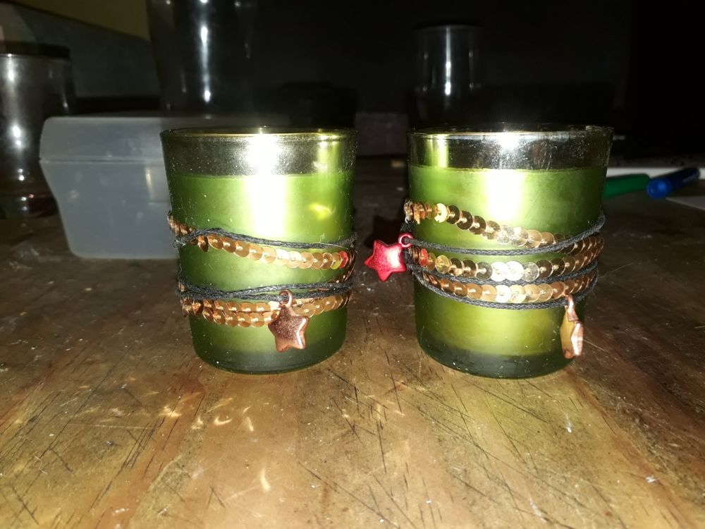 2 bougeoir vert quaki avec d&eacute;coration Décoration