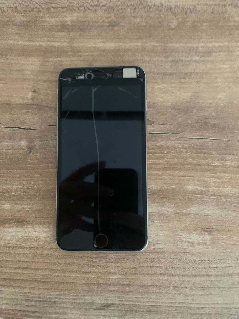 IPHONE 6 pour pi&egrave;ces Téléphones et tablettes
