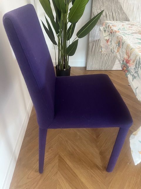 chaises tissu mauves  100 La Roche-sur-Yon (85)