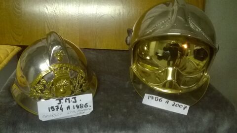  deux  casques de pompier  que j'ai porté  500 Conches-en-Ouche (27)