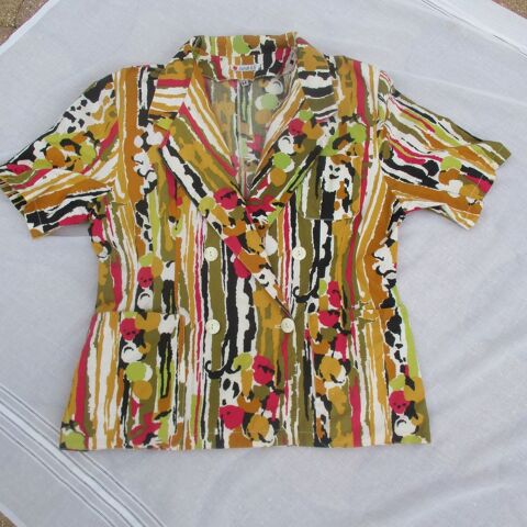 Veste crois�e en Taille 44 pour Femmes - Mod�le Vintage 9 La Fert�-Alais (91)