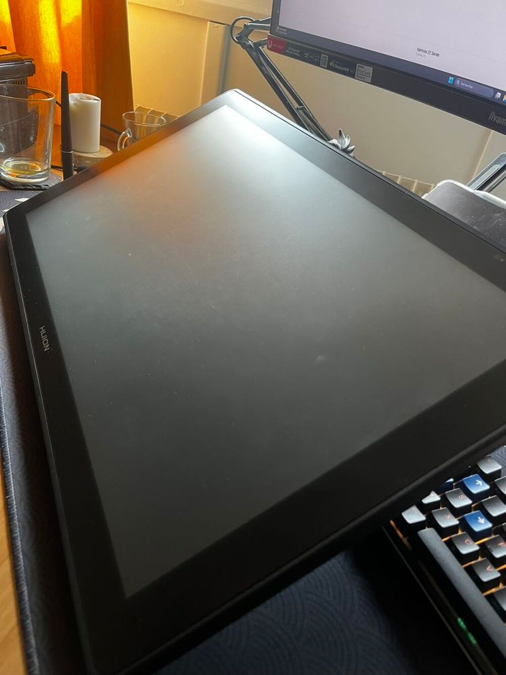 Huion - Kamva 22 series Matériel informatique