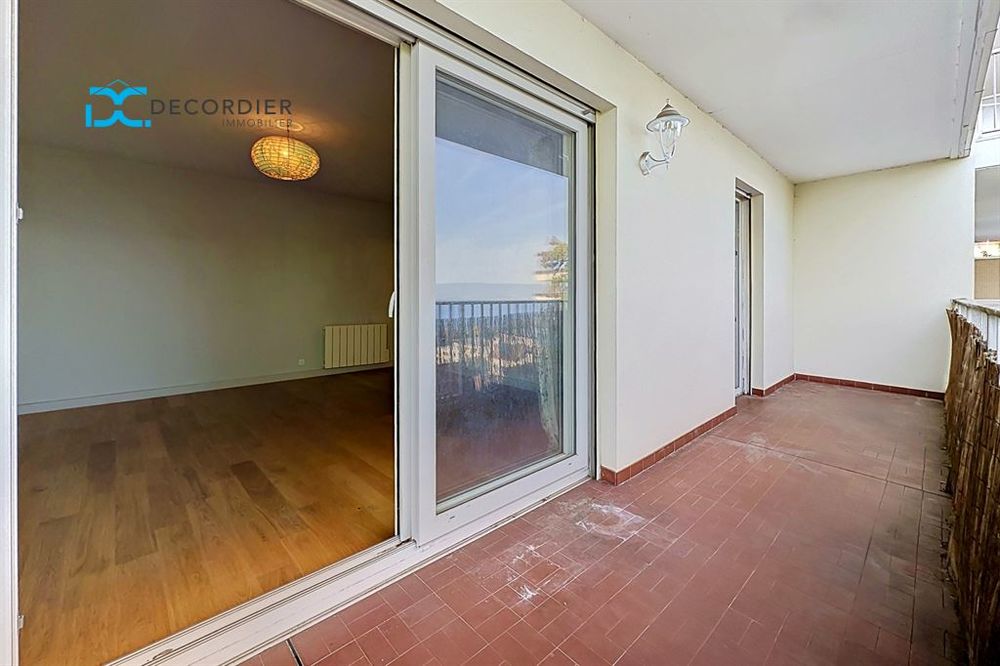 Vente Appartement EVIAN GRAND T2 VUE LAC PARKING Evian les bains
