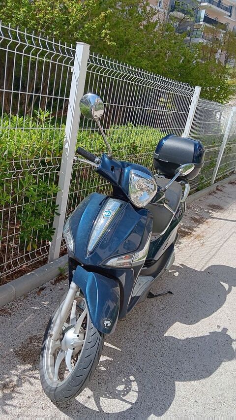 Scooter PIAGGIO 2018 occasion Toulon 83100