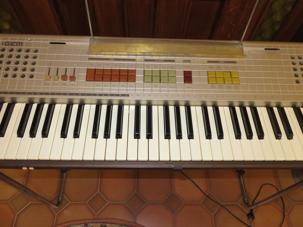 Orgue &eacute;lectrique Instruments de musique