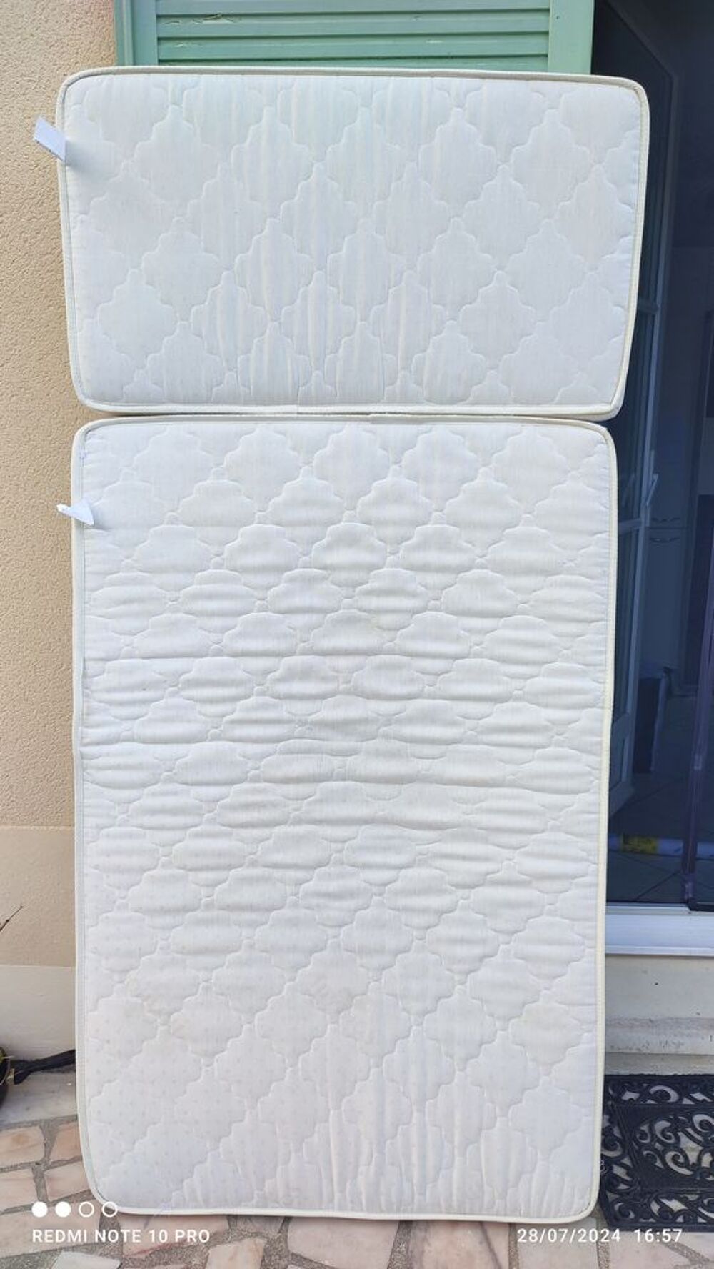 LIT ENFANT LAQUE + SOMMIER A ROULETTE + MATELAS EVOLUTIF Mobilier enfants