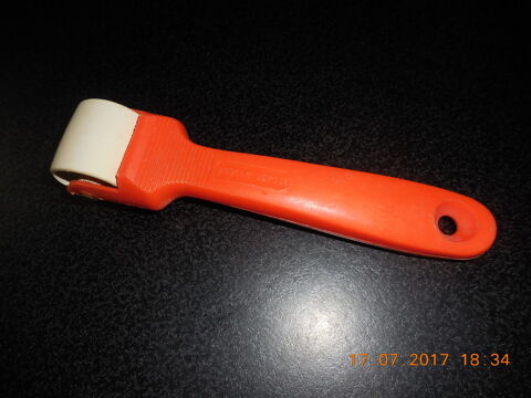 roulette pour papier peint 2 S�te (34)