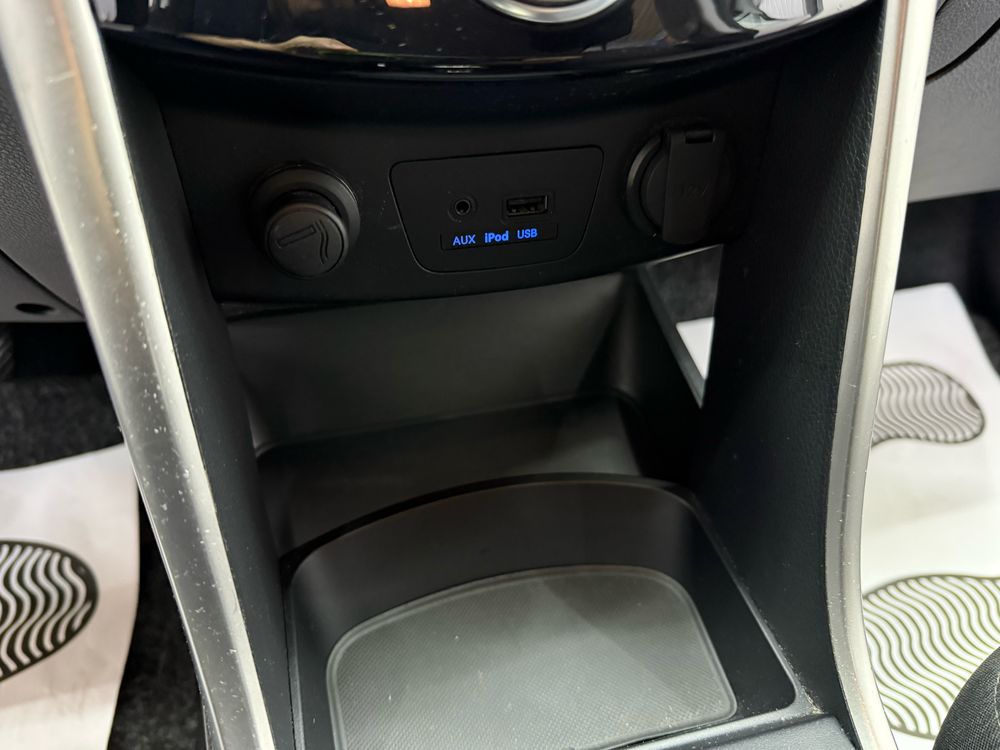 i30 1.6 CRDi 110 Blue Drive Pack Sensation 2012 occasion 69120 Vaulx-en-Velin