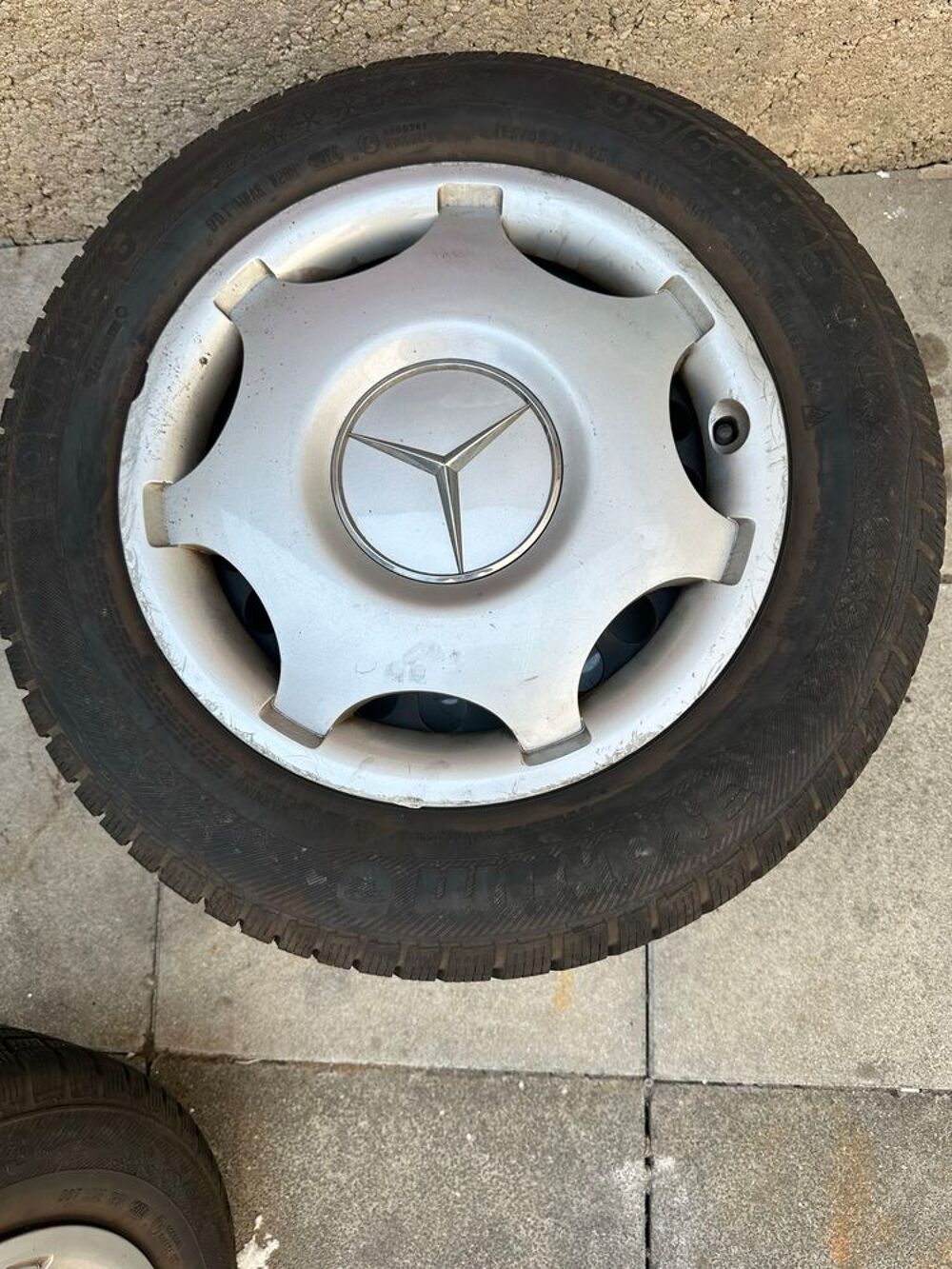 Pneu voiture - roue  occasion 75013 Paris