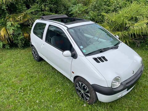Renault Twingo 1,2 60 ch expression 2002 occasion Juran&ccedil;on 64110