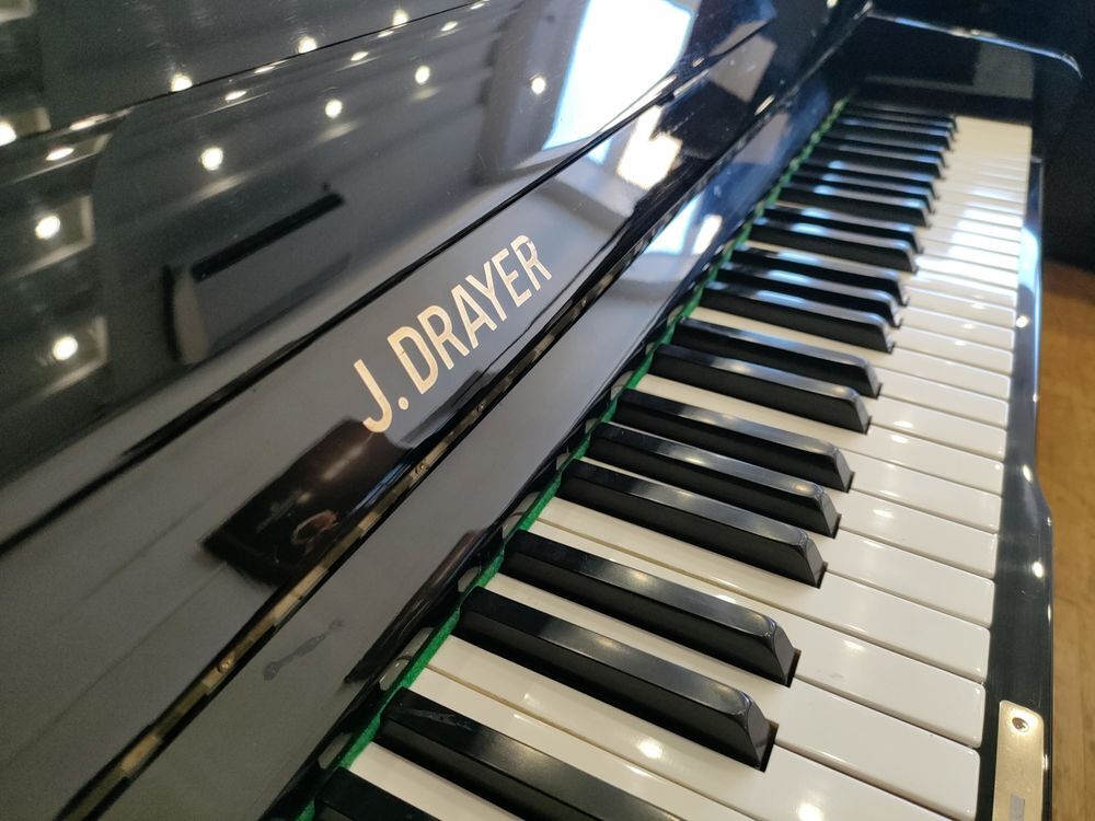 Piano droit Julius Drayer 107 noir laqu&eacute; Instruments de musique