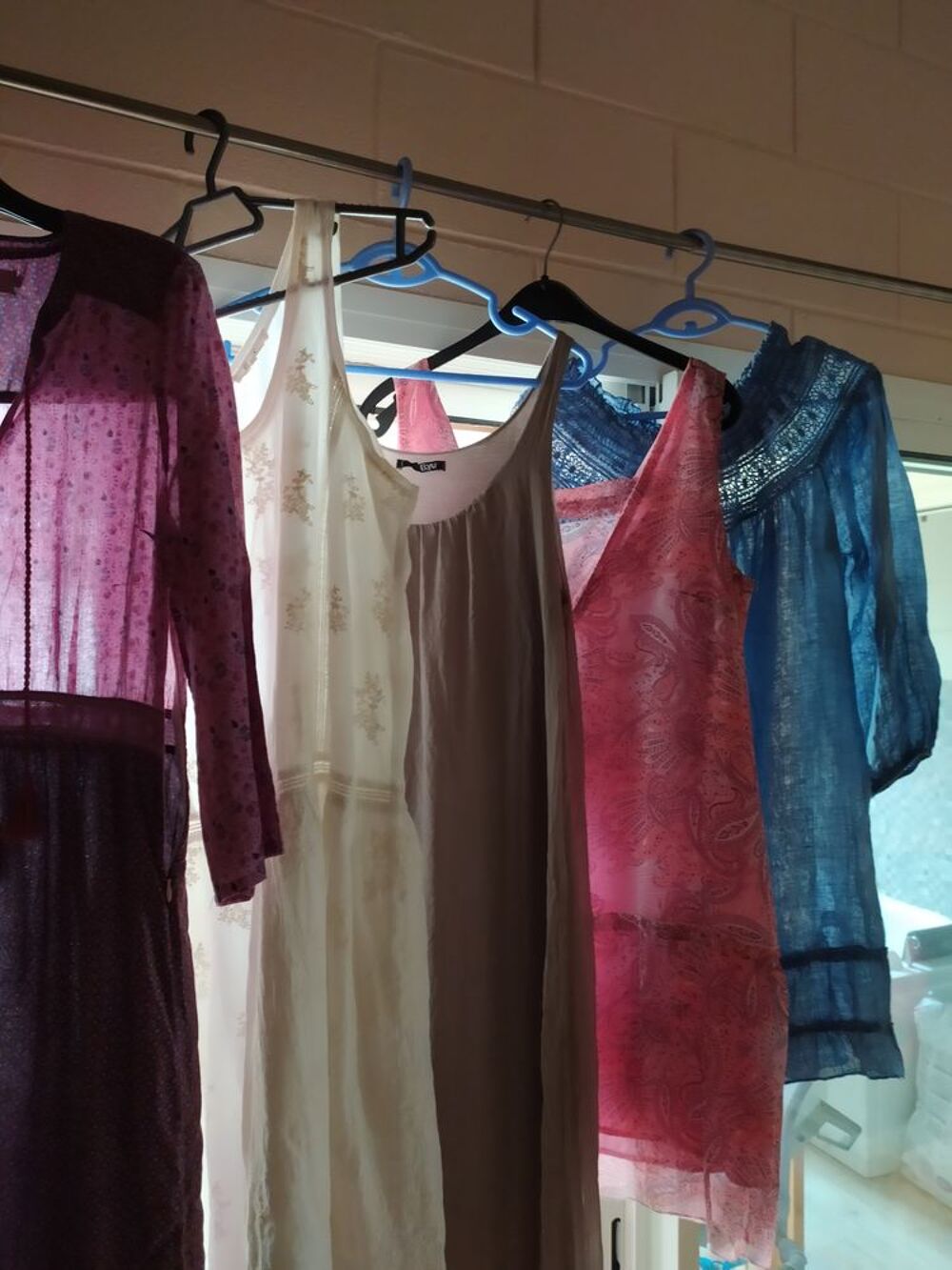 Lot 5 robes Vêtements