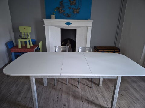 Table salle à  manger 100 Thiers (63)