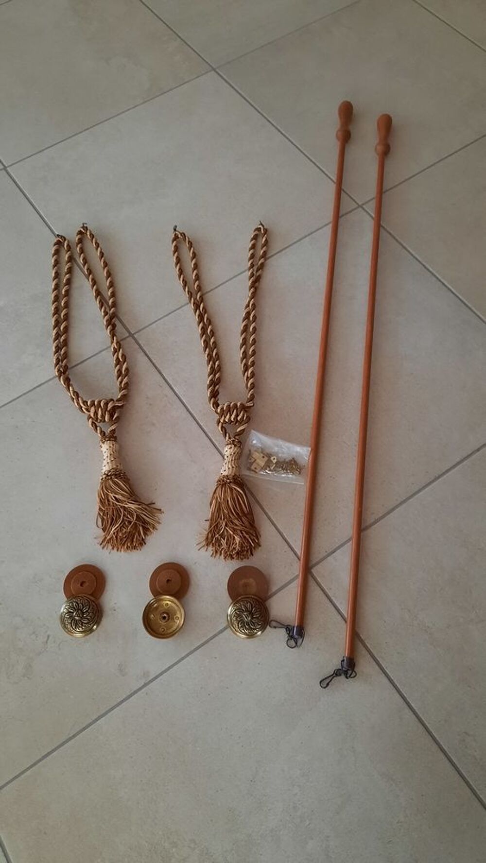 LOT DE PASSEMENTERIE Décoration