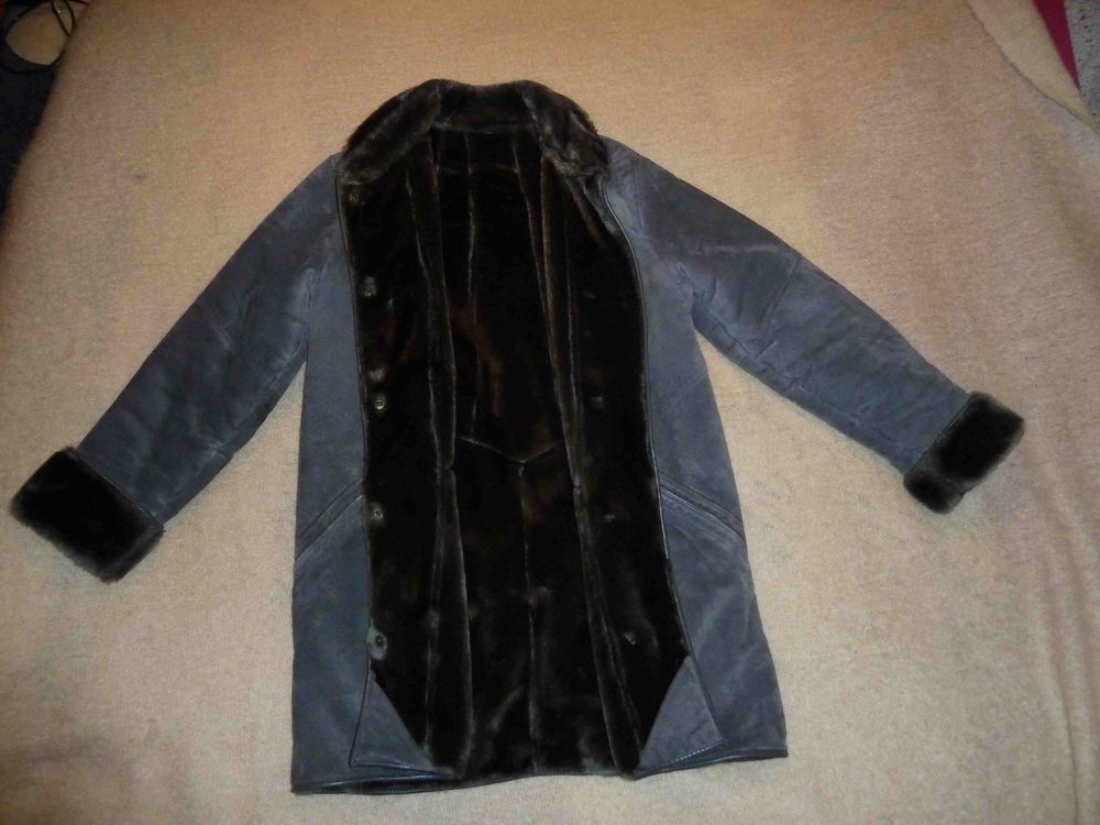 Manteau en daim gris doubl&eacute; 38 Vêtements