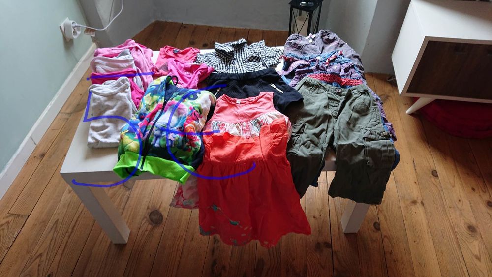 Lot de v&ecirc;tements filles 9 &agrave; 18 mois Vêtements enfants
