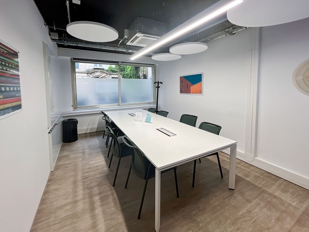   Travaillez à Paris, 29 Rue Blanche ou dans tout autre endroit grâce à notre réseau mondial Paris 9