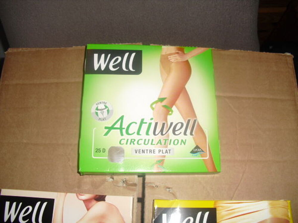 COLLANTS WELL NEUF diff&eacute;rents TAILLE 2 LOT DE 3 Vêtements